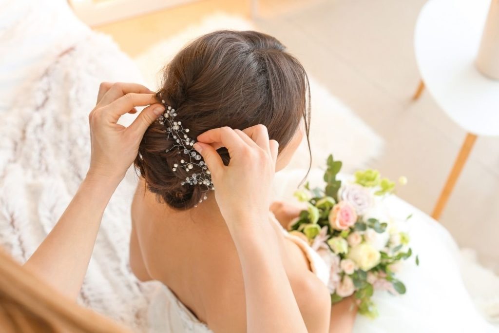 Coiffure-de-Mariage-Quels-Sont-les-Prix