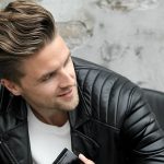 coupe-cheveux-en-arriere-homme
