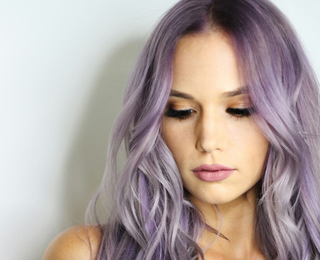 couleur-violet-cheveux