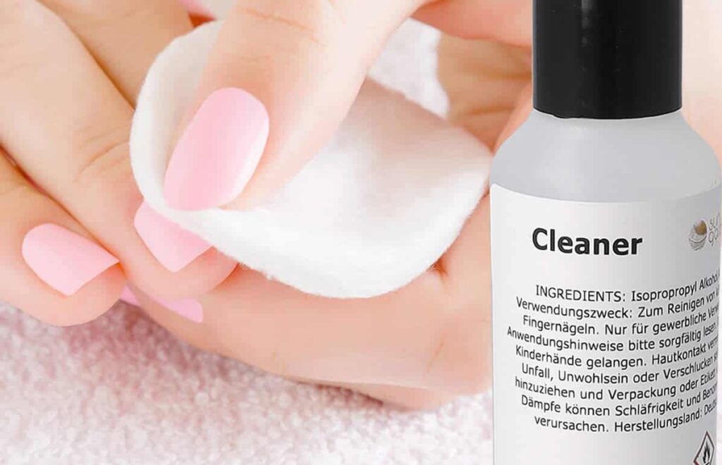cleaner-pour-les-ongles