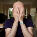 Rasage tete chauve : comment réussir un crâne parfaitement lisse rasage-tete-chauve