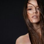 Cheveux brun chocolat : la couleur tendance qui illumine le visage cheveux-brun-chocolat